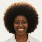 NATÜRLICHER AFRO HAARSCHNITT