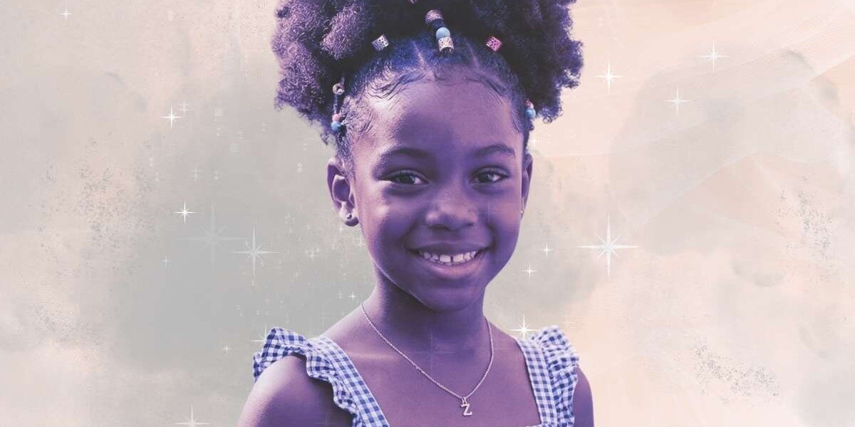 Top 10 Afro-Frisuren für Mädchen: Stylische Looks für Schule und Alltag