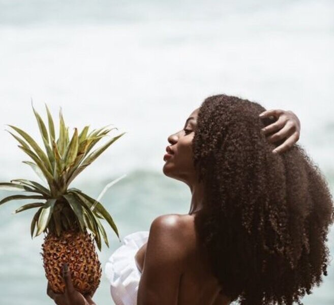 8 TIPPS: SO PFLEGST DU DEINE HAARE RICHTIG FÜR DEN SOMMER