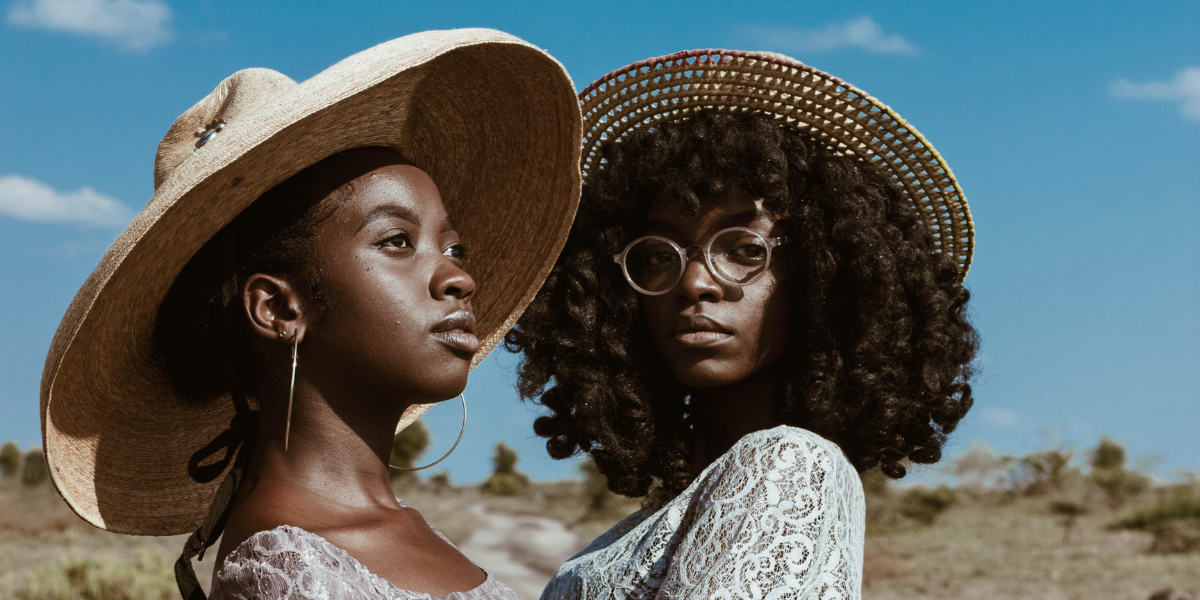 Afrohaare und die Sonne
