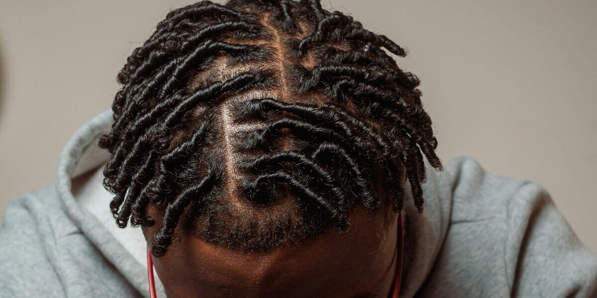 Eine Pflegeroutine für Dreadlocks